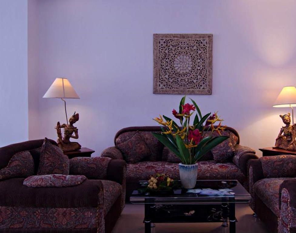 Discover Boracay Hotel Kalibo Bagian luar foto