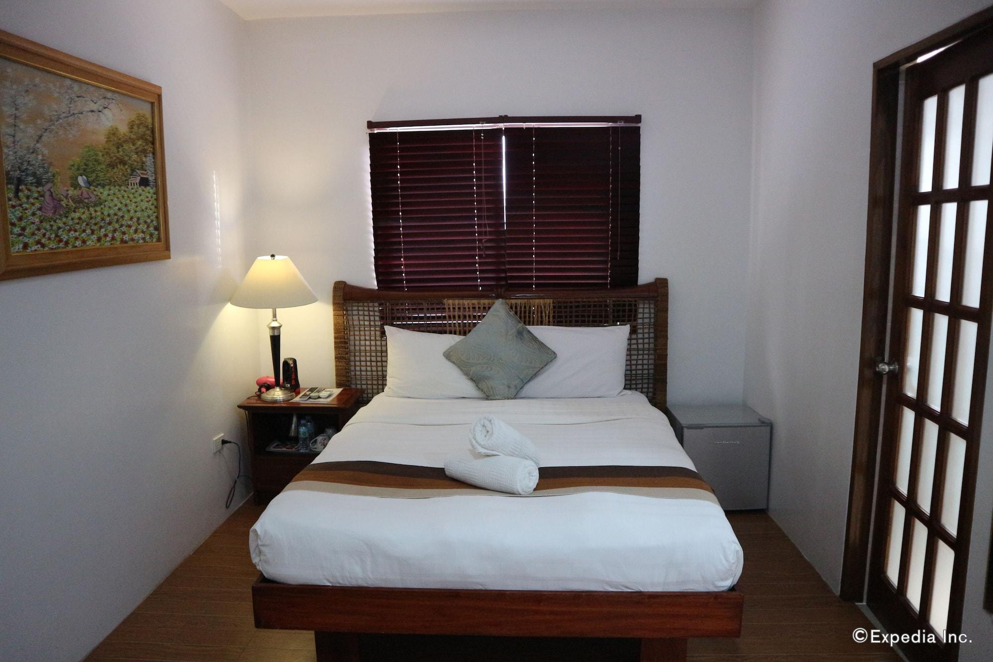 Discover Boracay Hotel Kalibo Bagian luar foto