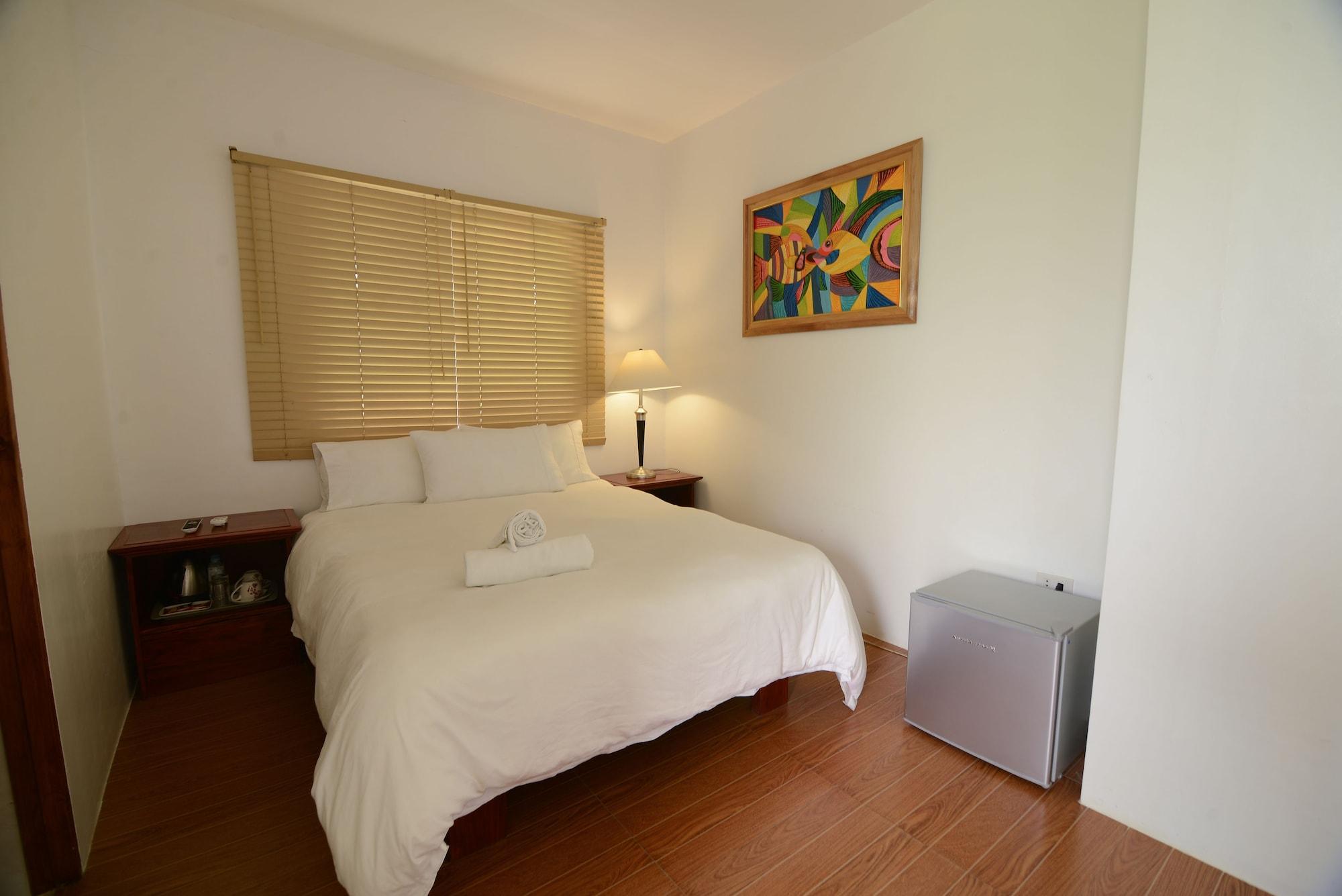 Discover Boracay Hotel Kalibo Bagian luar foto